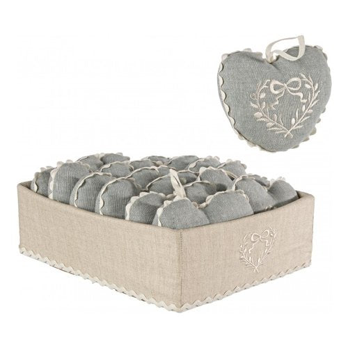 Perfumista en forma de corazón con fragancia de oliva.