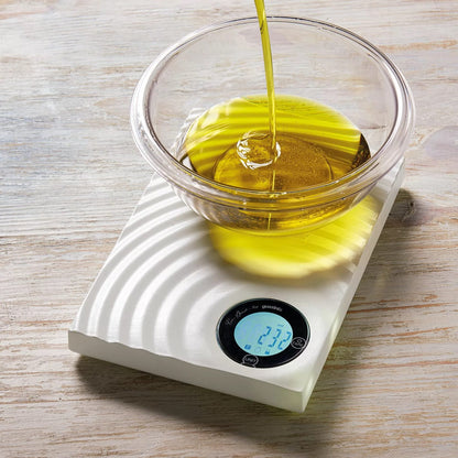 Delantal de cocina estilo natural con pechera Guzzini azul marino