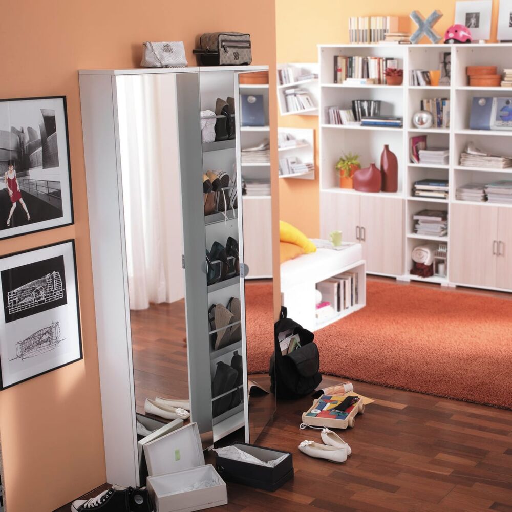 Mirror shoe rack with five containers for up to 10 pairs of mirror white shoes