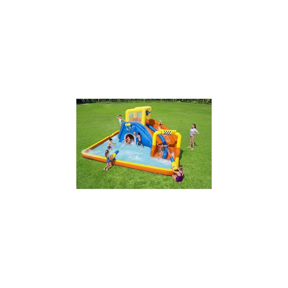 Super Speedway inflatable: the children's water park that will make you fly! - Dimensions: 5.51 m x 5.02 m x 2.65 m