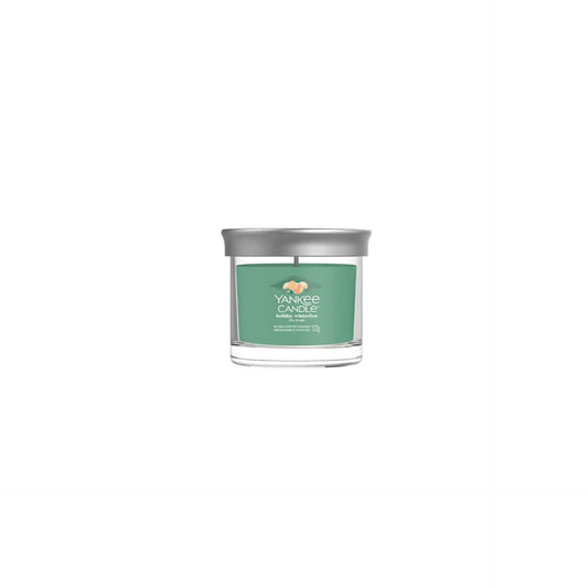 Holiday Winterfest candle 122 gr