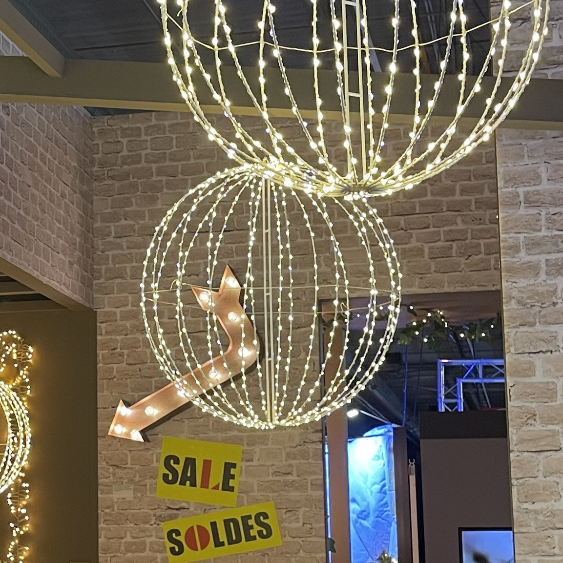 3D-Kugel ø40cm mit MicroLED und FlashLED