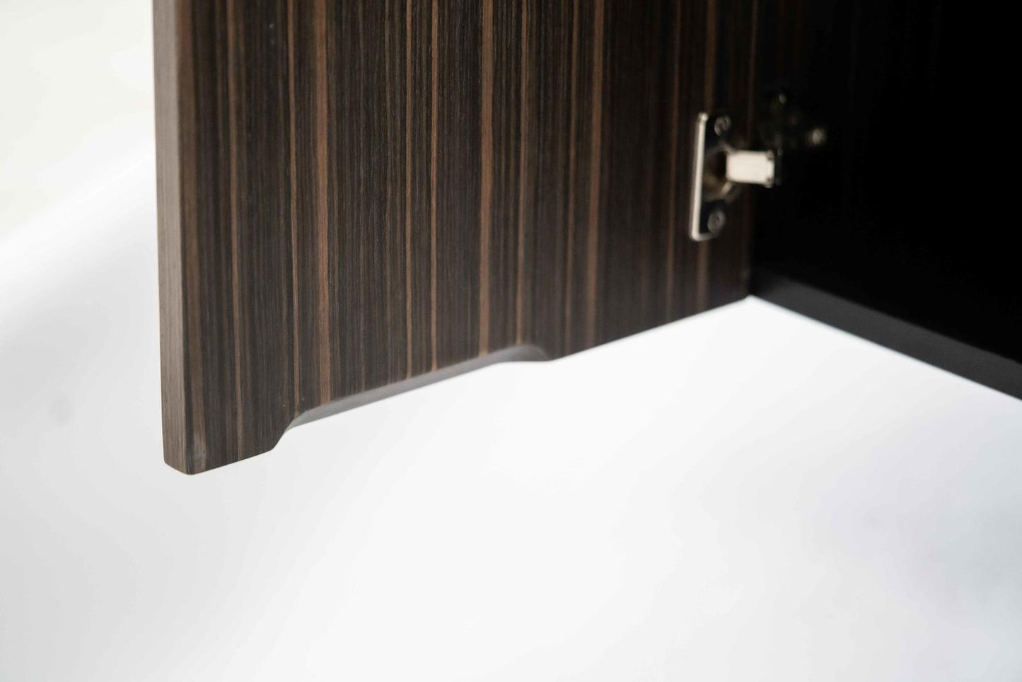 Porta TV nero-ebano 400 cm x 1800 cm H. 450 cm